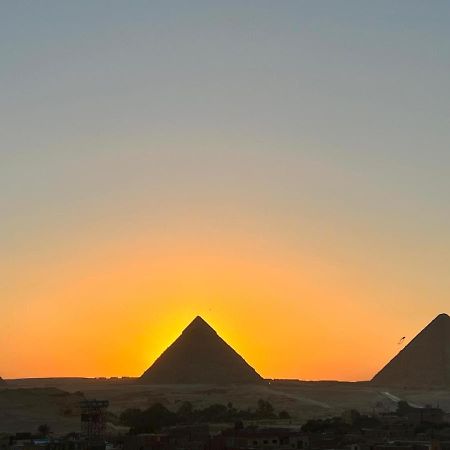 Topaz Pyramids View Inn Kafret el-Gabal Exteriér fotografie